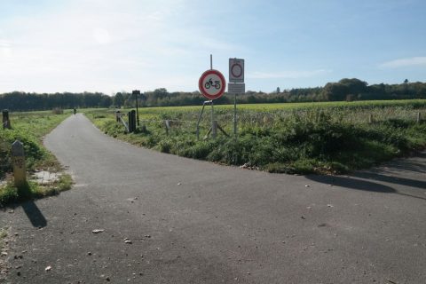 Start wandeling Koninklijk Dieren