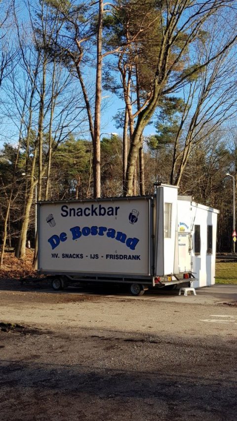 Parkeerplaatsje bij De Bosrand