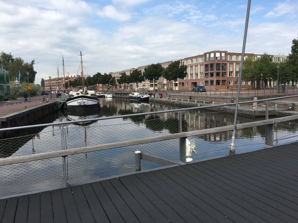 Start - (Fiets)brug over de Eemhaven, Koppelpoort rechterhand