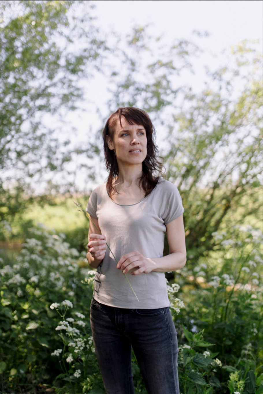 De vrouw die een plant wil zijn