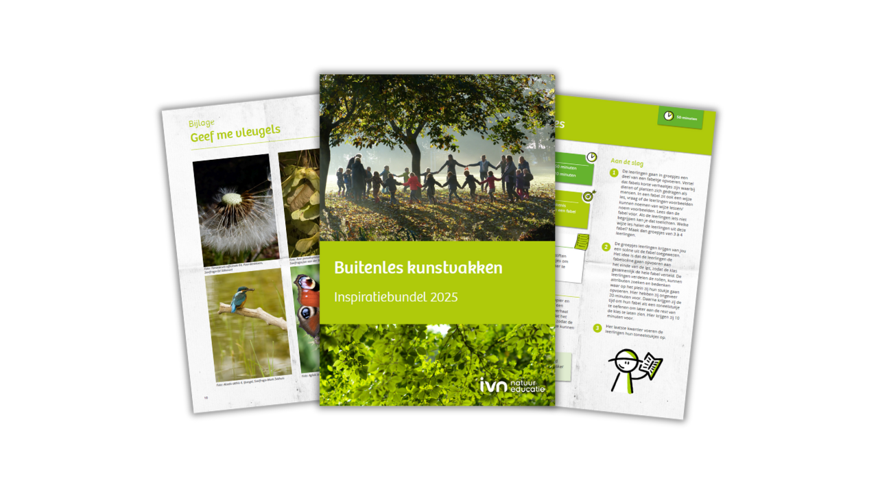 Tijdschrift over buitenles kunstvakken, met natuurbeelden en kinderen die in een kring staan.