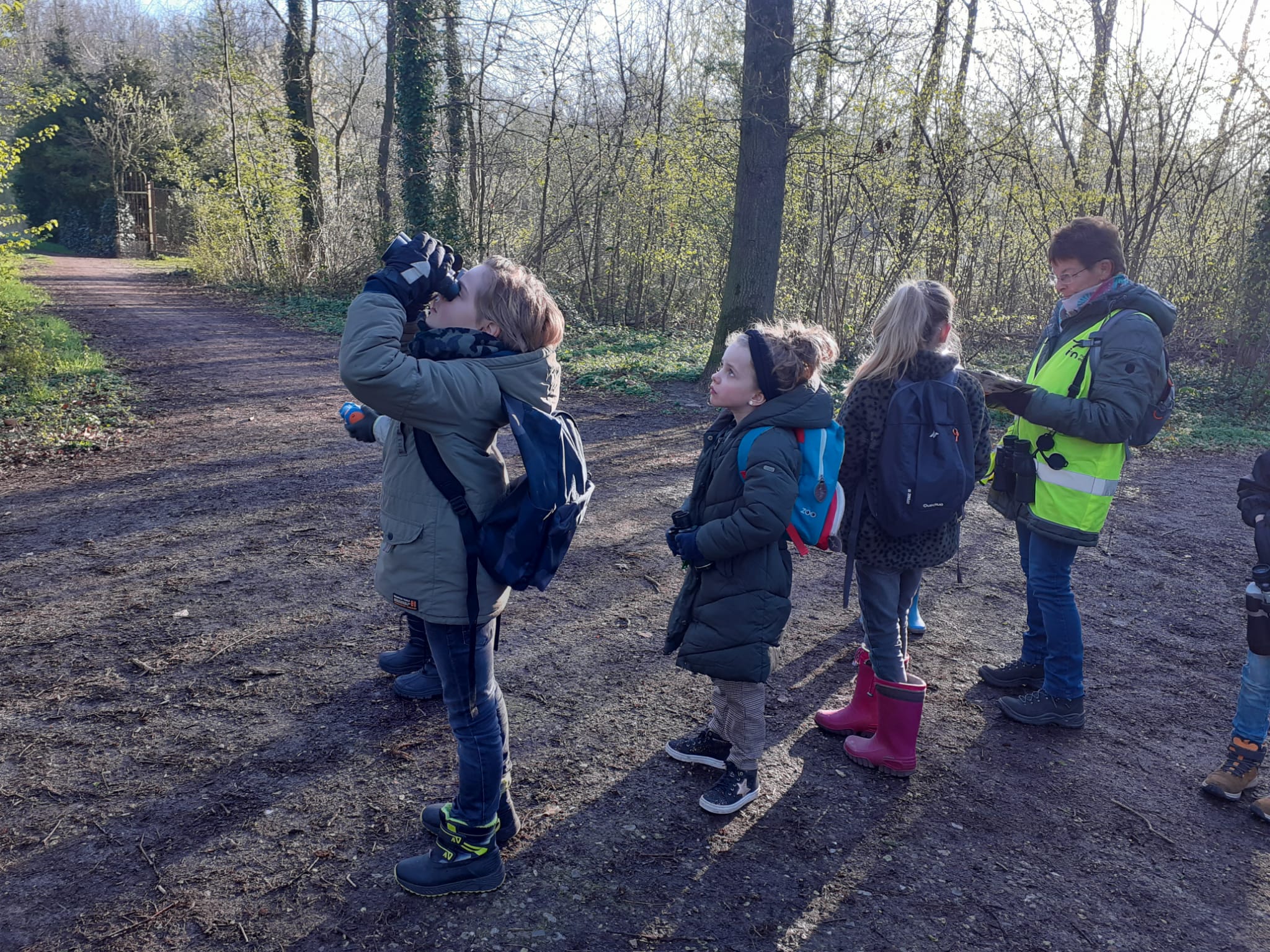 Jeugd IVN ziet ze vliegen in de Pan - Heeze Leende