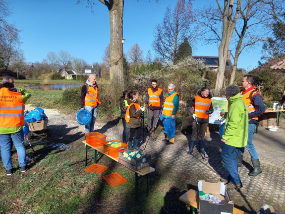 IVN Hoogeveen Ina Brinkman opschoondag