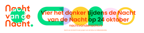 Tekst "Nacht van de Nacht, vier het donker op 24 oktober" met website nachtvandenacht.nl.