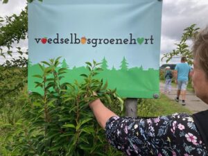 Bord ingang voedselbos