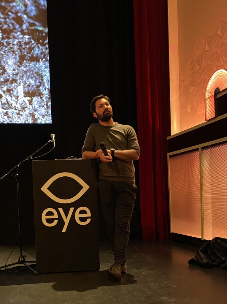 Maarten Slooves tijdens Q&A voorvertoning Onder het maaiveld in Eye filmmuseum.