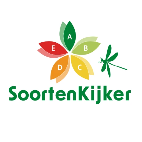 Logo van SoortenKijker: gekleurde bloembladen met letters A-E en een libel, groene tekst eronder.