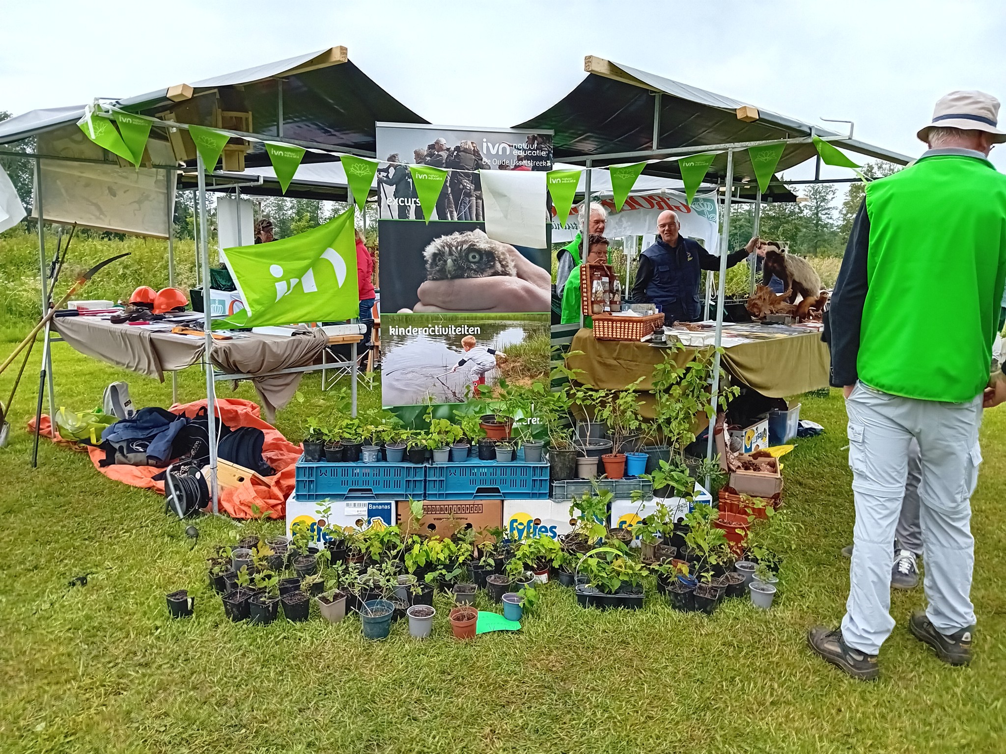 IVN-stand Groenmarkt Sinderen -2