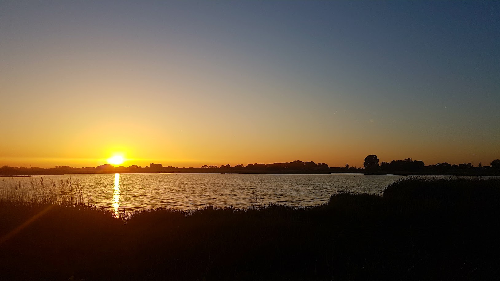 Bij zonsondergang