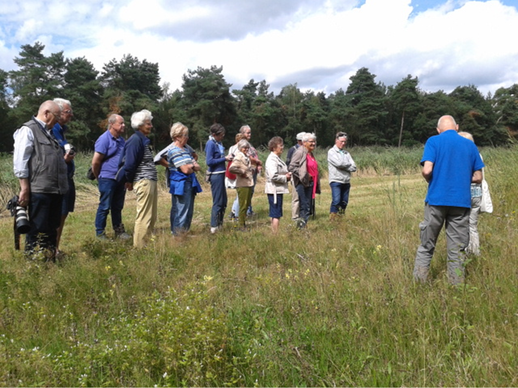 IVN wandeling in het Vitens waterwingebied aan de Haardijk