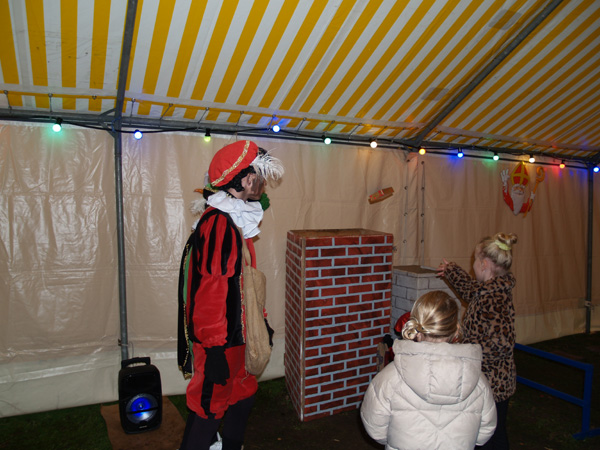 sinterklaashuis 2022 pakjesspel 4op3