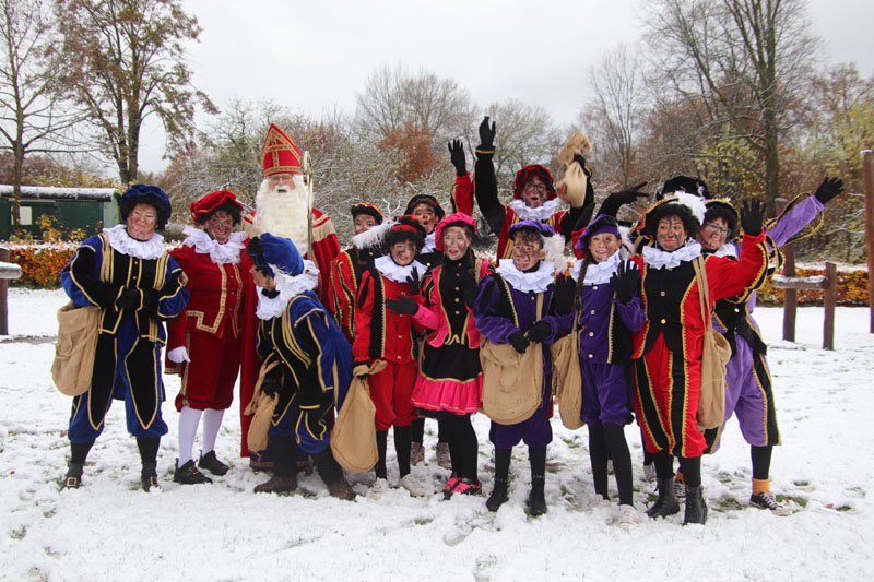 groepsfoto sinterklaashuis 241120