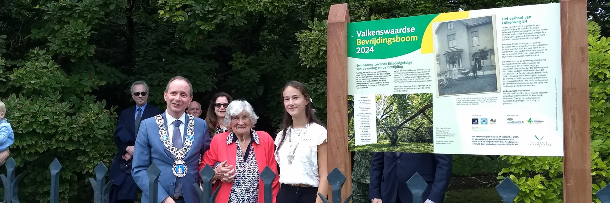 onthulling bevrijdingsboom 240914 kop 3op1