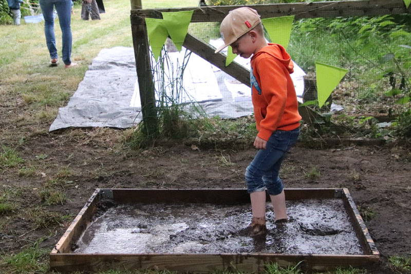 blotevoetenpad modderbak