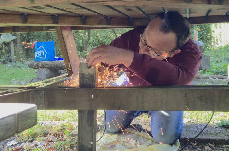 vlindertuin onderhoud picknickbank1 800