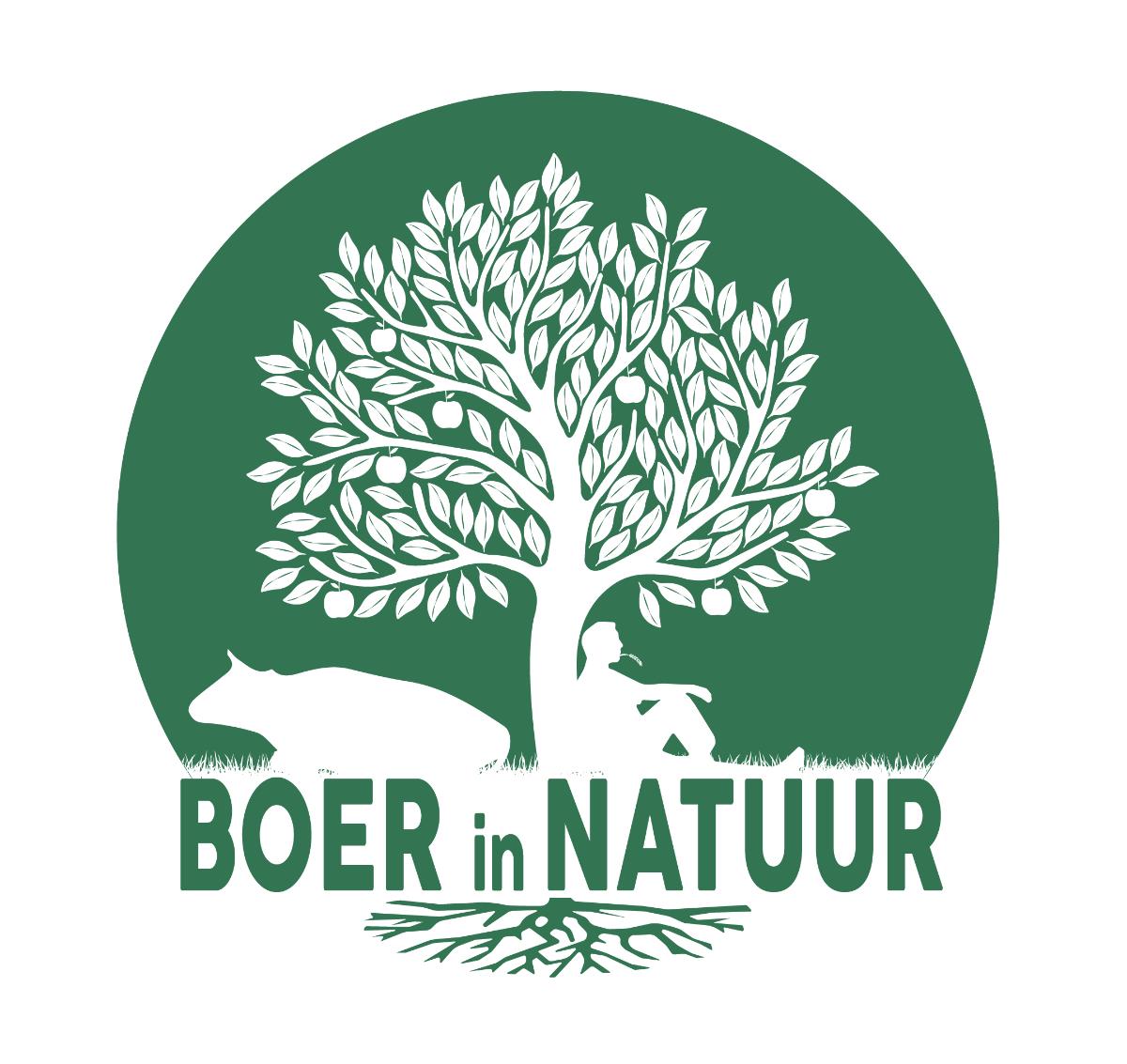 Silhouet van boer en koe onder boom met tekst "BOER in NATUUR".
