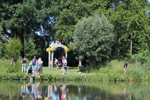 De sloot ontdekken met Natuurlijk heel leuk