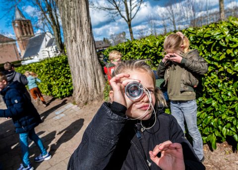 Juf Amanda eerste ‘Buitenlesleerkracht van het jaar’ van provincie Zeeland