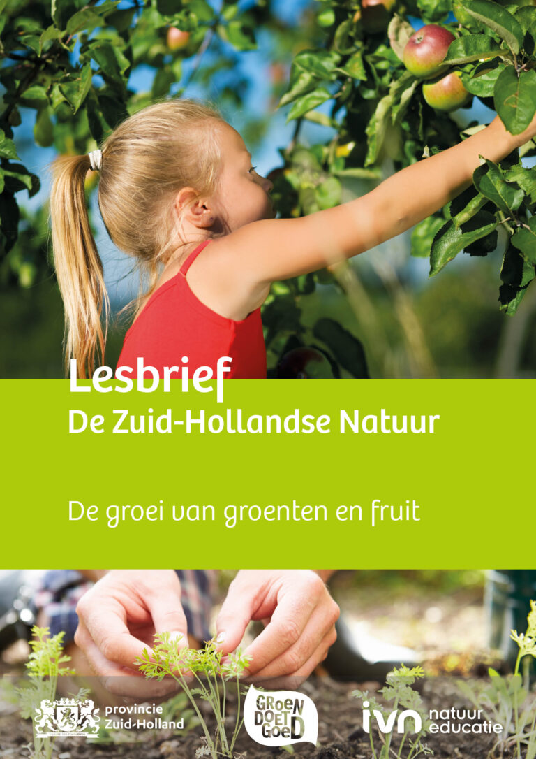 Kind plukt appel; tekst: 