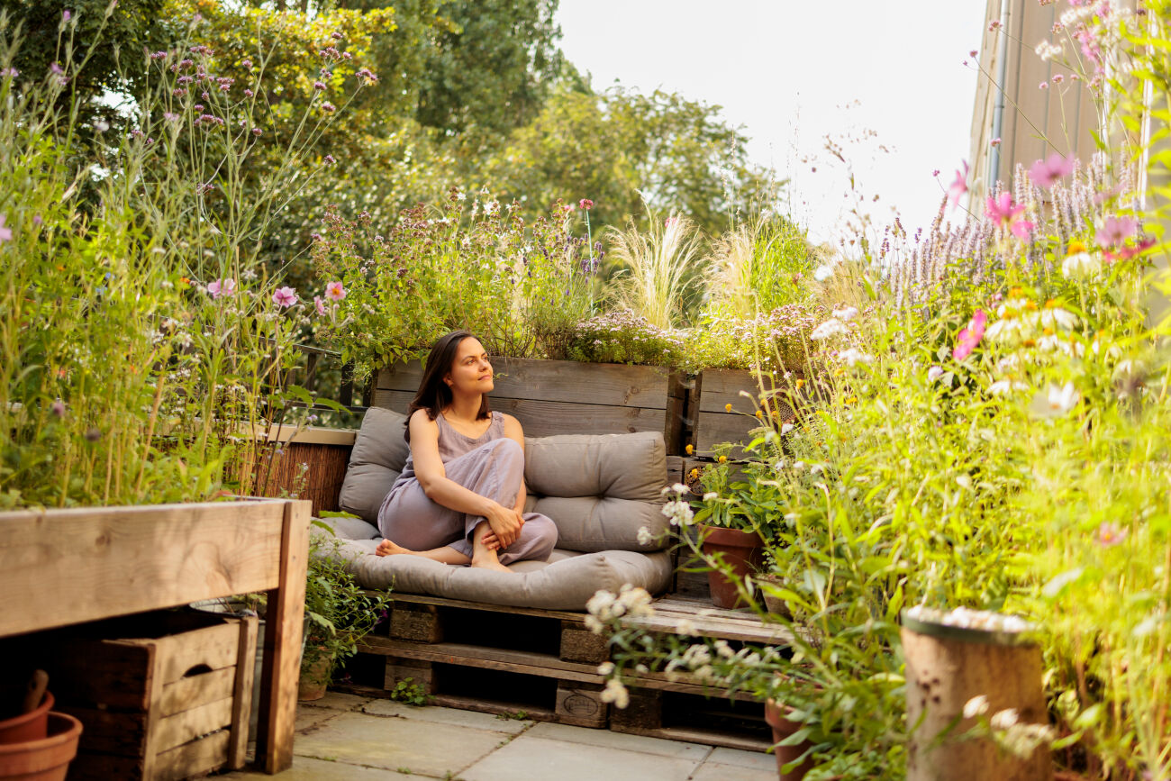 tuin balkon met veel groen