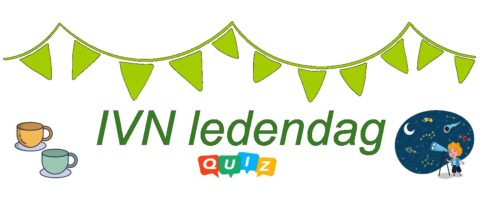 Groene vlaggetjes, tekst "IVN ledendag", kopjes, quiz-tekst, en een kind met telescoop onder sterrenhemel.