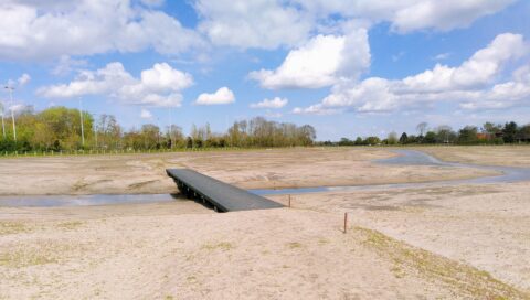 Foto van tot nieuwe natuur omgevormd bollenland, het zogenaamde Pollenvlak.