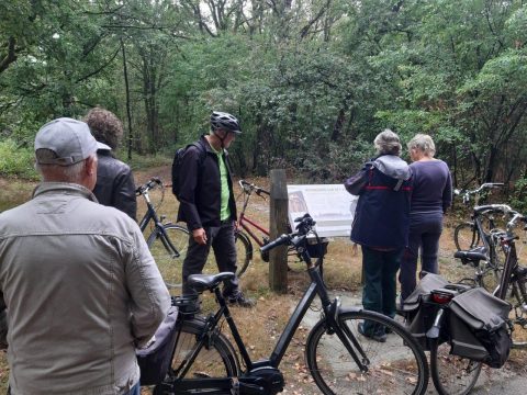 Verslag fietstocht langs de grafheuvels van de Maashorst