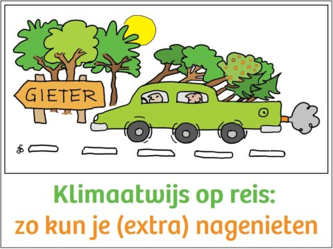 Cartoon van een groene auto met gekapte boomstammen, bord naar "Gieter", tekst: "Klimaatwijs op reis".